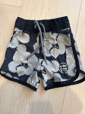 Of One Sea Pants 1/2T Black